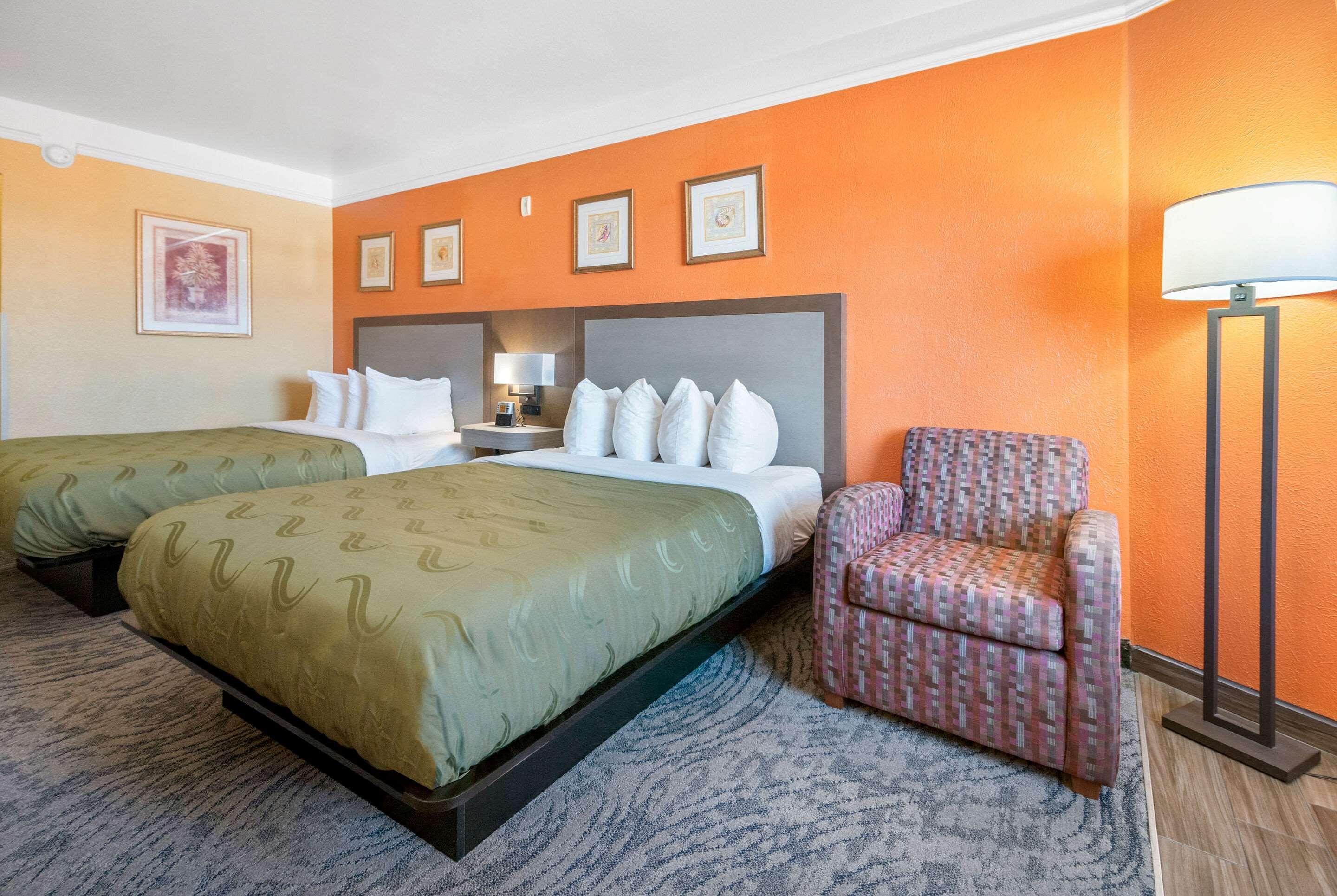 Quality Inn & Suites Galveston - Beachfront מראה חיצוני תמונה