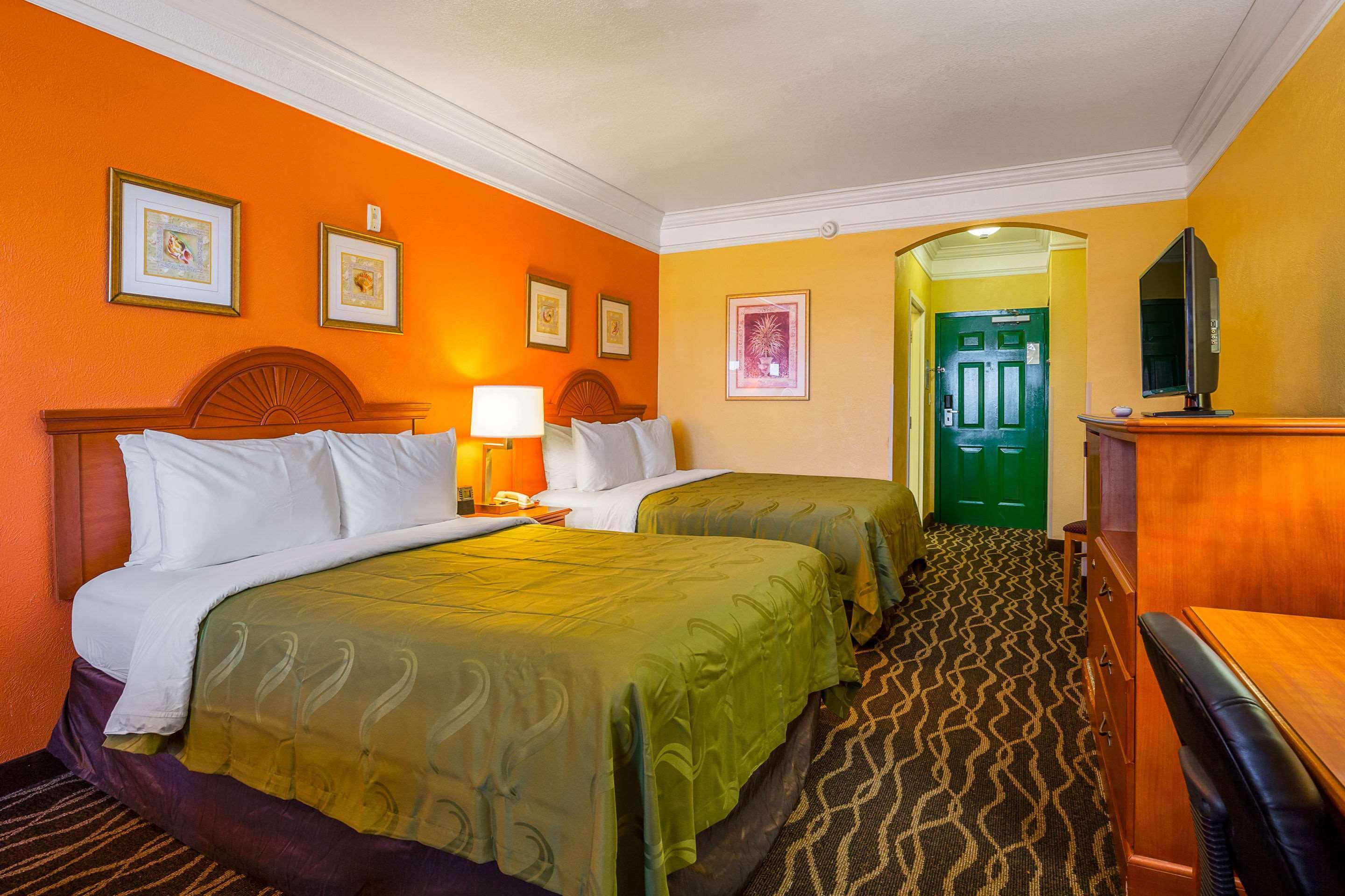 Quality Inn & Suites Galveston - Beachfront מראה חיצוני תמונה