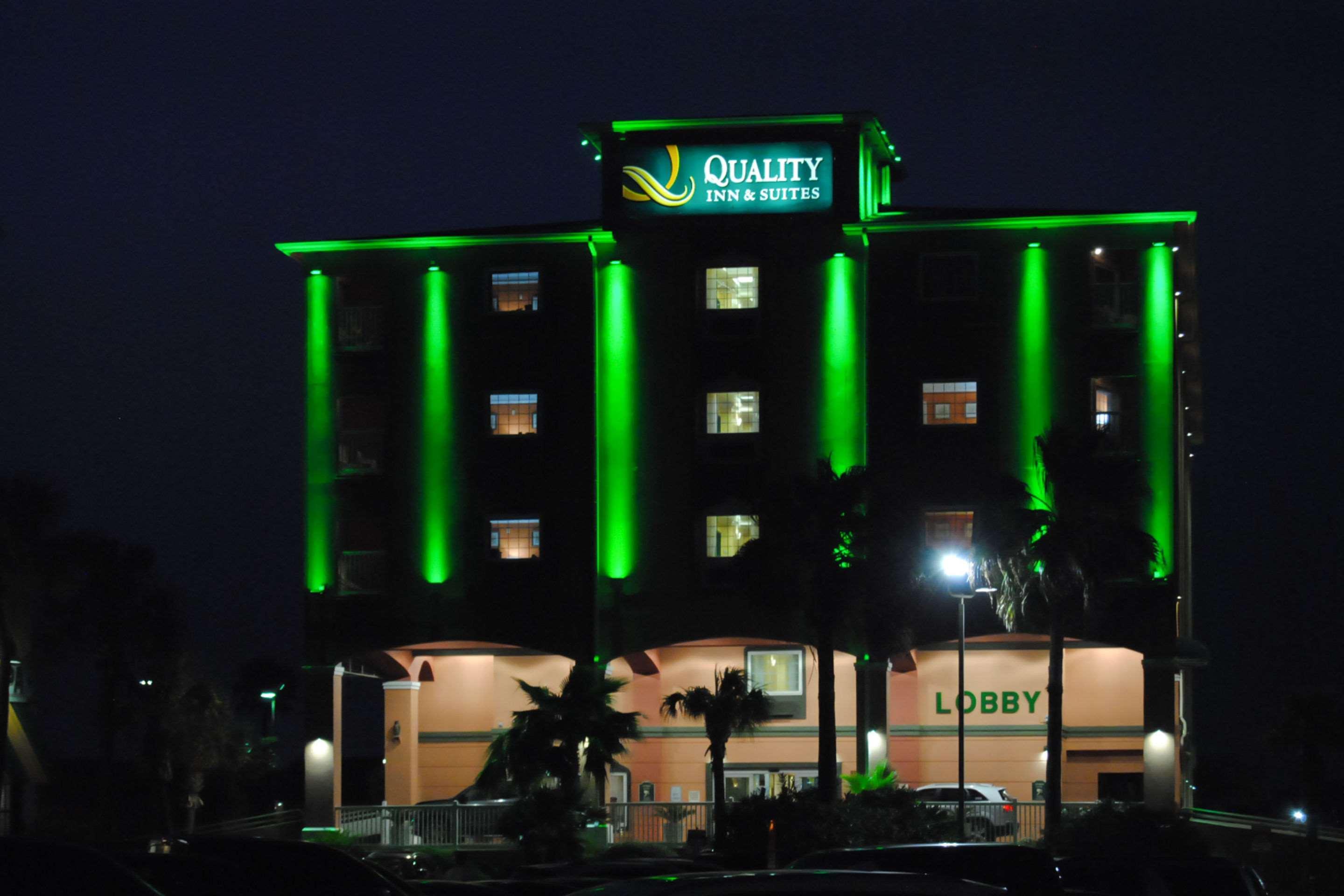Quality Inn & Suites Galveston - Beachfront מראה חיצוני תמונה