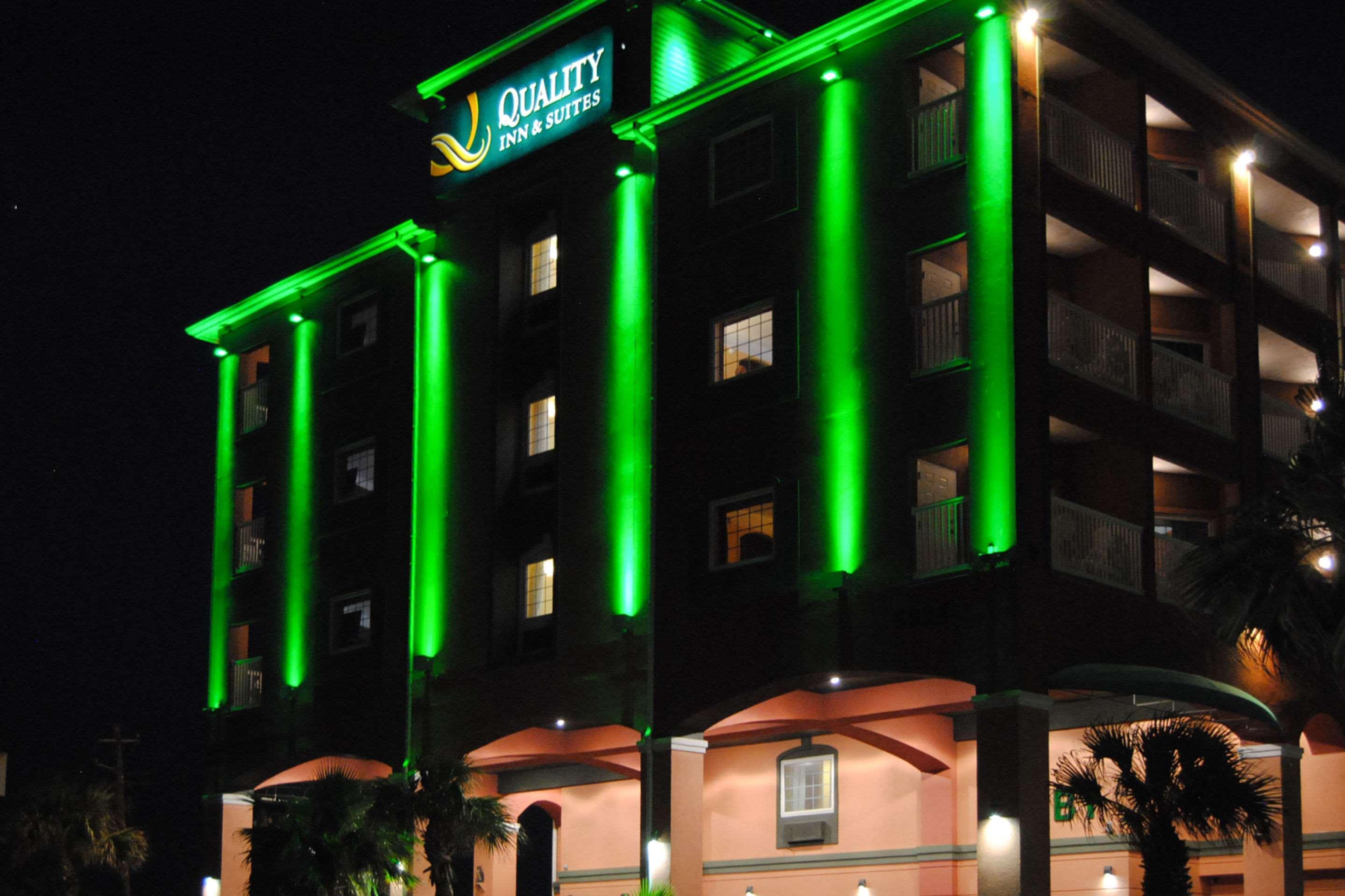 Quality Inn & Suites Galveston - Beachfront מראה חיצוני תמונה
