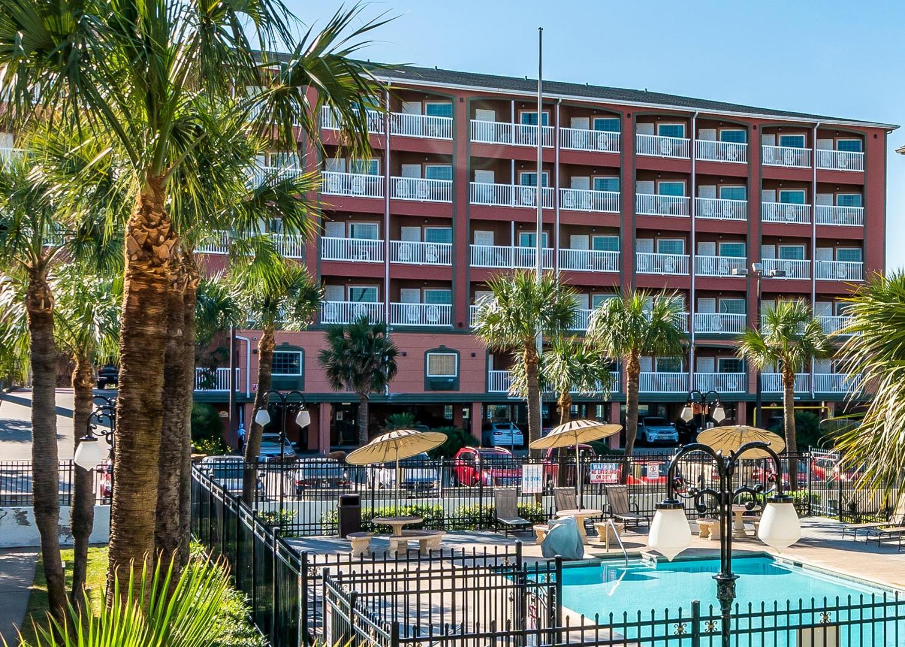 Quality Inn & Suites Galveston - Beachfront מראה חיצוני תמונה