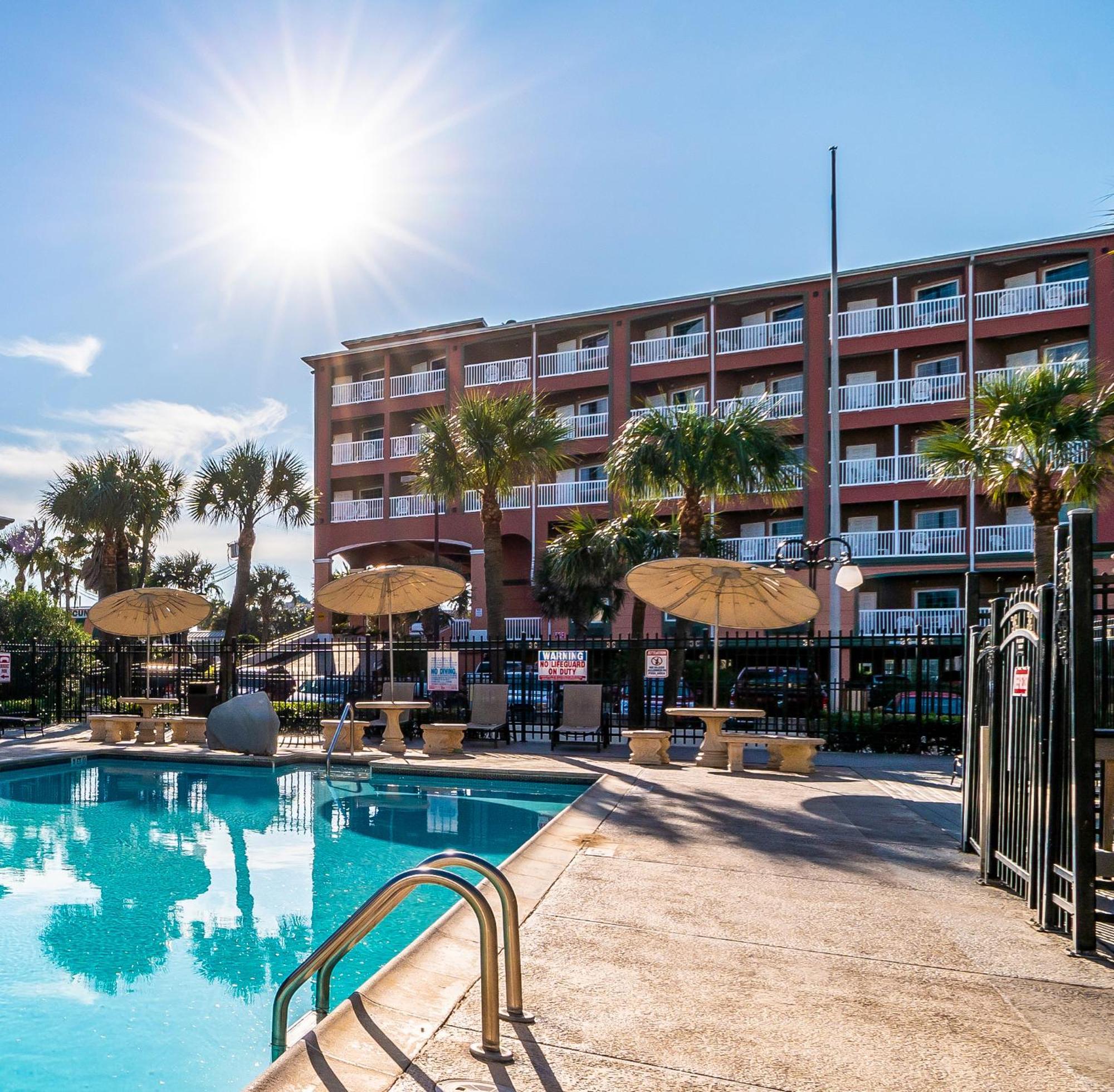 Quality Inn & Suites Galveston - Beachfront מראה חיצוני תמונה