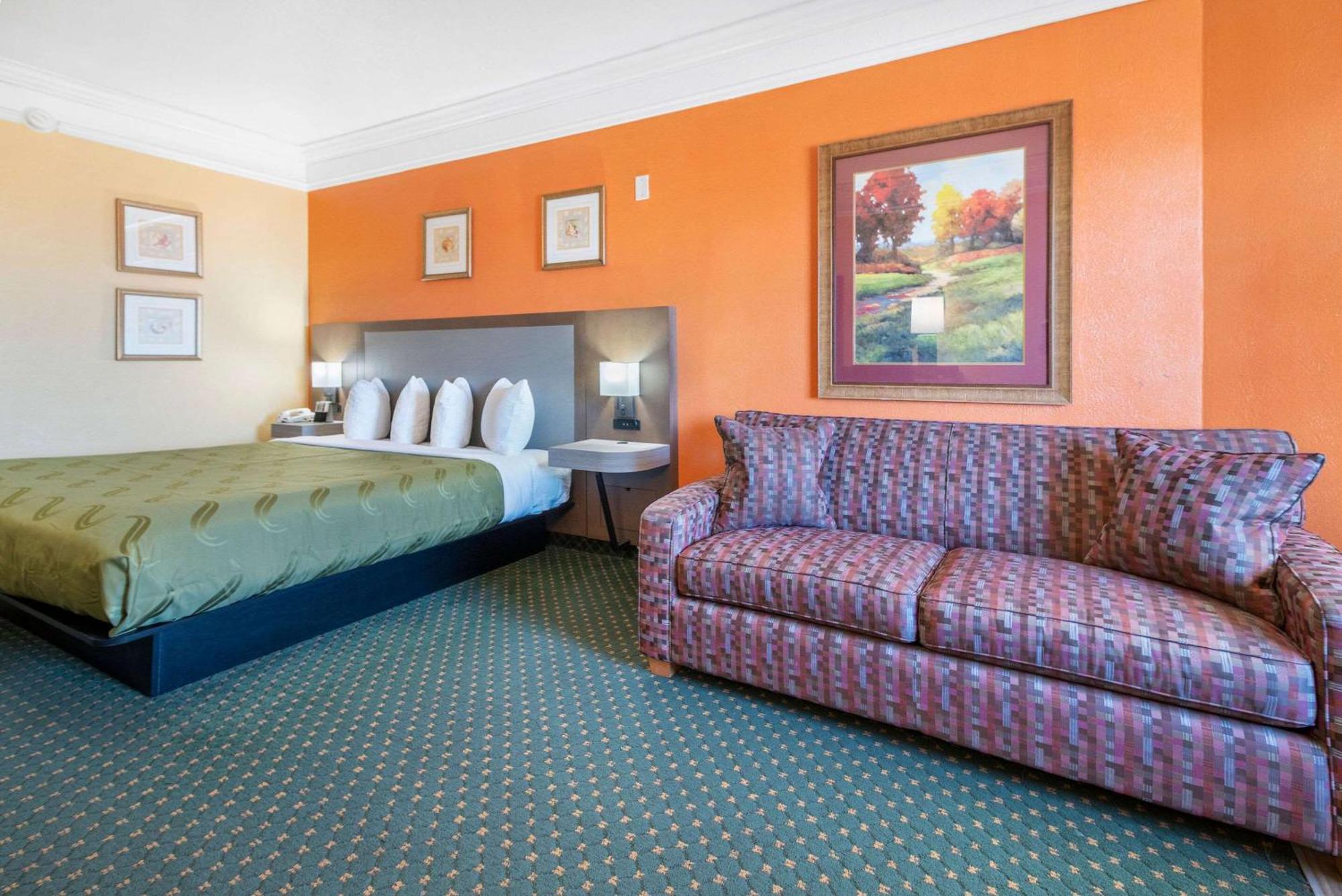 Quality Inn & Suites Galveston - Beachfront מראה חיצוני תמונה